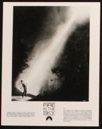 7x277 FIRE IN THE SKY presskit w/ 4 stills '93 D.B. Sweeney, Robert Patrick, alien abduction!