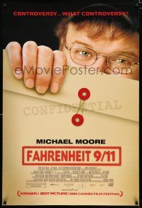 8c264 FAHRENHEIT 9/11 DS 1sh '04 Michael Moore documentary about September 11, 2001!