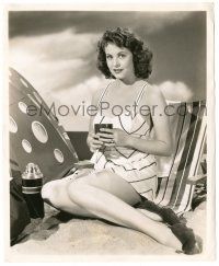 8h096 ARLENE DAHL 8.25x10 still '40s c/u of the sexy actress relaxing on the beach by Morgan!