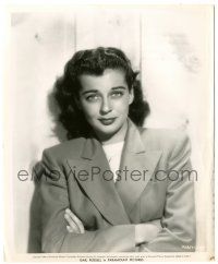8h334 GAIL RUSSELL 8.25x10 still '50 great close up wearing blazer with her arms crossed!