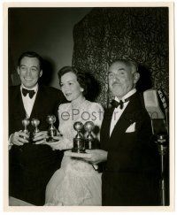 8h490 JOHN HUSTON/JANE WYMAN/JACK WARNER 8.25x10 still '48 with their Golden Globe Awards!