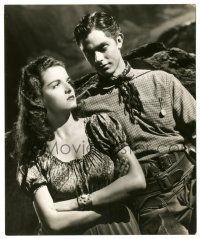 8h688 OUTLAW 7.25x8.75 still '46 c/u of sexy pouting Jane Russell & Jack Buetel, Howard Hughes