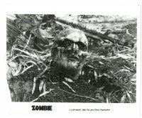 8h999 ZOMBIE 8x10 still '79 Lucio Fulci, gruesome close up of undead buried up to its neck!