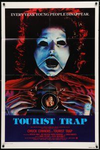 8x898 TOURIST TRAP 1sh '79 Charles Band, wacky horror image of masked woman with camera!