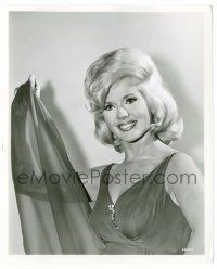 9a202 CONNIE STEVENS TV 8.25x10 still '64 pretty portrait in cool dress starring in Wendy and Me!