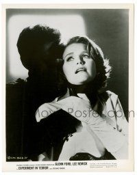 9a262 EXPERIMENT IN TERROR 8x10.25 still '62 c/u of Lee Remick attacked from behind, Blake Edwards