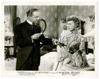 9a543 LIFE WITH FATHER 8x10.25 still '47 William Powell points at Irene Dunne's dog statue!