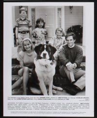 9c725 BEETHOVEN presskit w/ 7 stills '92 Charles Grodin, Bonnie Hunt, giant St. Bernard dog!
