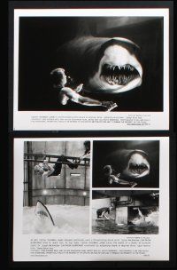 9c977 DEEP BLUE SEA presskit w/ 3 stills '99 Samuel L. Jackson, LL Cool J, cool shark images!