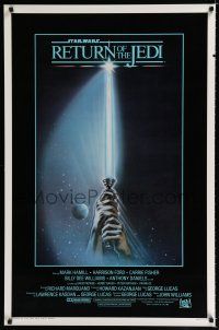9h068 RETURN OF THE JEDI int'l 1sh '83 George Lucas classic, great art of hands holding lightsaber!