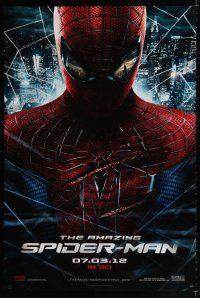9m042 AMAZING SPIDER-MAN teaser DS 1sh '12 portrait of Andrew Garfield in title role over city!