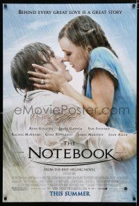 9m554 NOTEBOOK advance DS 1sh '04 romantic close up of Ryan Gosling & Rachel McAdams in rain!
