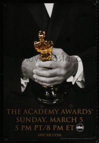 9x016 78th ANNUAL ACADEMY AWARDS 1sh '05 cool Studio 318 design of man in suit holding Oscar!
