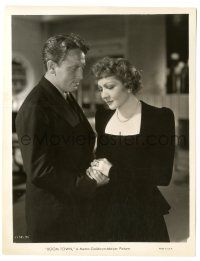 9y149 BOOM TOWN 8x10.25 still '40 c/u of Spencer Tracy comforting pretty Claudette Colbert!