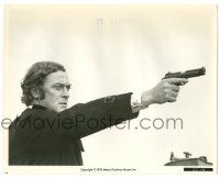 9y334 GET CARTER 8x10.25 still '71 best close up of Michael Caine pointing his gun!