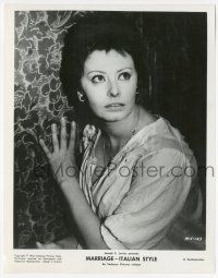 9y558 MARRIAGE ITALIAN STYLE 8x10.25 still '65 close up of scared Sophia Loren against a wall!