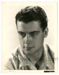 9y726 RICHARD GREENE 8x10.25 still '30s head & shoulders portrait of the handsome young actor!