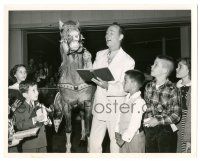 9y761 ROY ROGERS 7.25x9 news photo '52 he & Trigger highlighting the go-to-Sunday-school movement!