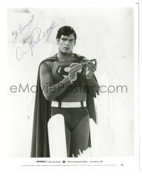 1a399 CHRISTOPHER REEVE signed 8x10 still '80 great close up in costume from Superman II!