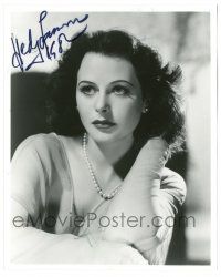 1a756 HEDY LAMARR signed 8x10 REPRO still '98 great portrait of the sexy star wearing pearls!
