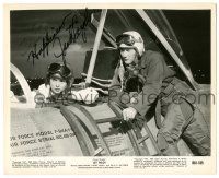 1a475 JANET LEIGH signed 8.25x10 still R61 in Air Force jet with John Wayne from Jet Pilot!