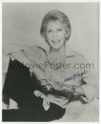 1a771 JANET LEIGH signed 8x10 REPRO still '80s great seated portrait smiling really big!