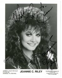 1a339 JEANNIE C. RILEY signed 8x10 music publicity still '80s c/u smiling portrait with big hair!
