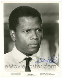 1a598 SIDNEY POITIER signed 8x10.25 still '69 great head & shoulders close up from The Lost Man!