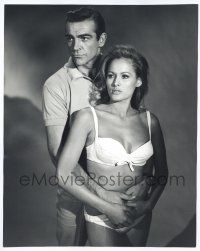 1b079 DR. NO deluxe 10.75x13.5 still '62 best c/u of Connery as James Bond & sexy Ursula Andress!