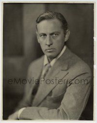 1b152 JOHN BARRYMORE 11x14 still '20s great seated close up wearing suit & tie!