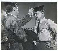 1b237 TEACHER'S PET deluxe 10.5x12 still '58 c/u of Clark Gable receiving cap & gown by Bud Fraker!