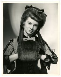 1b240 THAT FORSYTE WOMAN deluxe 10.25x13 still '49 great c/u of young Janet Leigh holding fur muff!