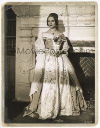 1b253 VICTORIA THE GREAT deluxe 11x14.25 still '37 full-length Anna Neagle in costume as the Queen!