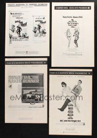 1h093 LOT OF 16 UNCUT PRESSBOOKS FROM WARNER BROS PICTURES '60s-70s great advertising images!