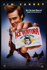 1k025 ACE VENTURA PET DETECTIVE DS 1sh '94 wacky image of Jim Carrey, he's the only one there is!