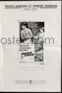 2g579 JOHNNY TIGER pressbook '66 Rob Taylor, Geraldine Brooks, barechested Chad Everett!
