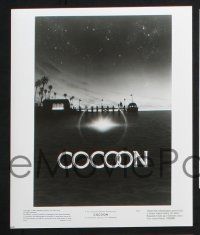 2g773 COCOON presskit w/ 12 stills '85 Ron Howard classic, Don Ameche, Brimley, Tahnee Welch