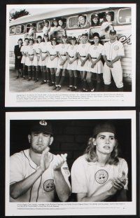 2g878 LEAGUE OF THEIR OWN presskit w/ 7 stills '92 Tom Hanks, Madonna, women's baseball!