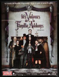 2p426 ADDAMS FAMILY VALUES French 1p '93 Christina Ricci, the family just got a little stranger!