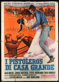 2p054 GUNFIGHTERS OF CASA GRANDE Italian 2p '65 different Avelli art of Alex Nicol grabbing woman!