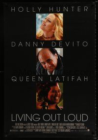 3b452 LIVING OUT LOUD 1sh '98 great images of Holly Hunter, Danny DeVito & Queen Latifah!
