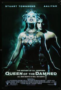 3h611 QUEEN OF THE DAMNED 1sh '01 close up of sexy vampire Aaliyah & Stuart Townsend!