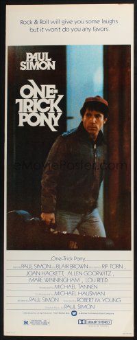 3w680 ONE TRICK PONY insert '80 great c/u of Paul Simon holding guitar in case, rock & roll!
