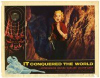 3z107 IT CONQUERED THE WORLD LC #6 '56 Roger Corman, AIP, sexy Beverly Garland running w/gun!