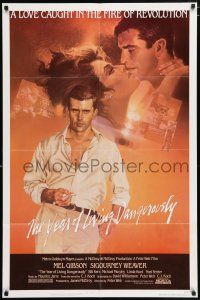 4f989 YEAR OF LIVING DANGEROUSLY 1sh '83 Peter Weir, great artwork of Mel Gibson by Stapleton!