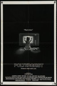 4t699 POLTERGEIST style B 1sh '82 Tobe Hooper, classic, they're here, Heather O'Rourke by TV!