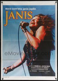 4y096 JANIS Italian 1p '75 great image of Joplin singing into microphone, rock & roll!