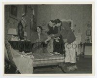5d189 CALL IT A DAY candid 8x10 still '37 Alice Brady, Roland Young & director Mayo by Crail!