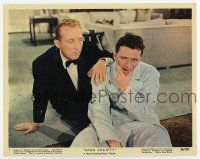 5d022 HIGH SOCIETY color 8x10 #8 still '56 Bing Crosby looks at Frank Sinatra holding his jaw!