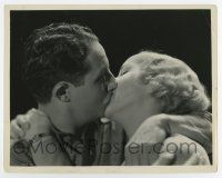 5d430 HOLD 'EM JAIL 8x10.25 still '32 Bert Wheeler kissing Betty Grable years before she was a star